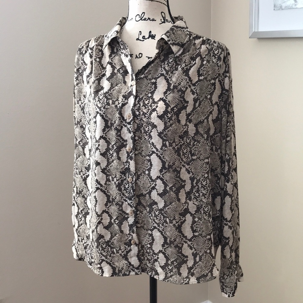 Python blouse sz. 10